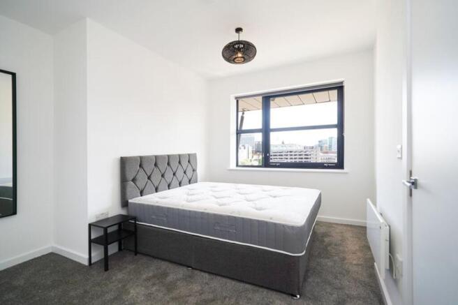 1 bed Apartment to rent Image 6