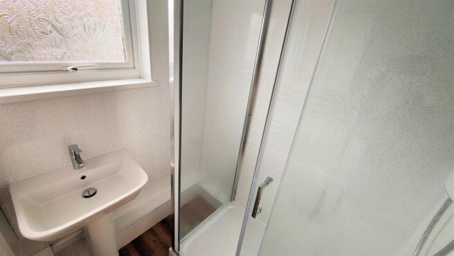 Shower room.jpg