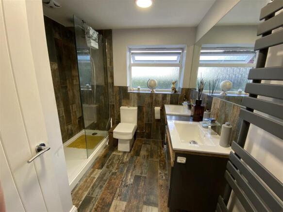 En-Suite Shower Room