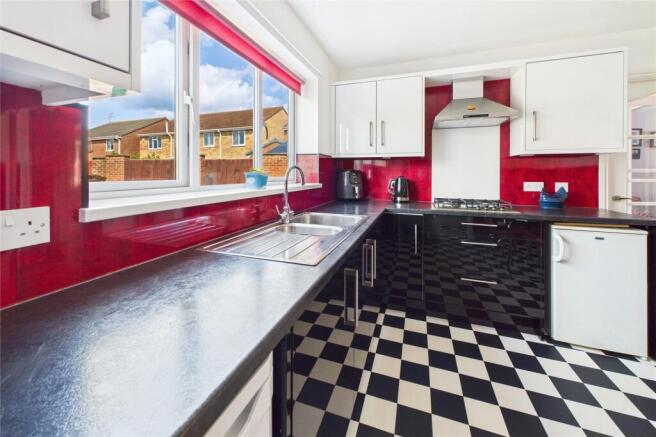 4 bed Detached for sale Image 7