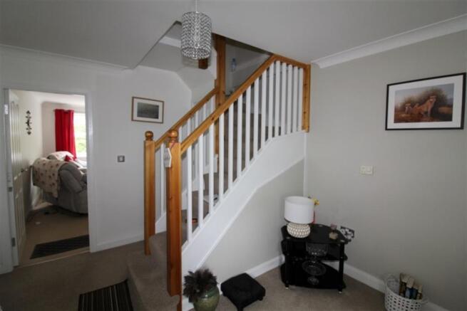 2 bed Flat to rent Image 6