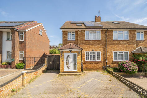 Newdene Avenue, Northolt