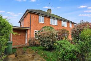 4, Malthouse Meadows, Liphook GU30 7BE