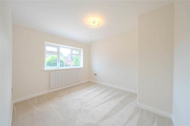 4 bed Semi-Detached for sale Image 12