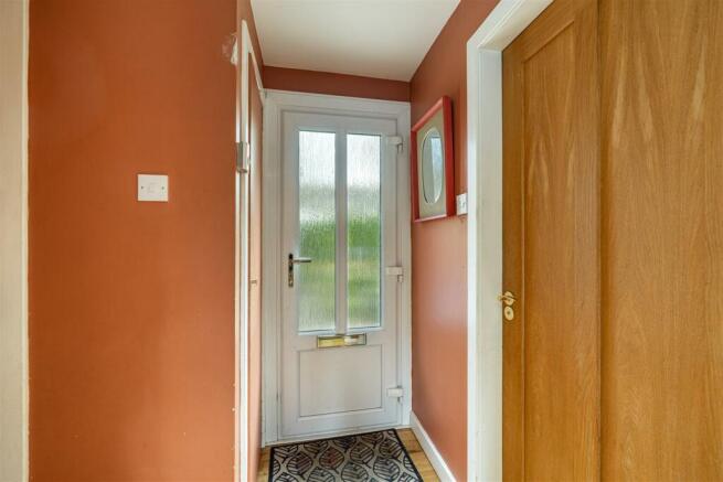 3 Douglas Court Denholm 12.JPG