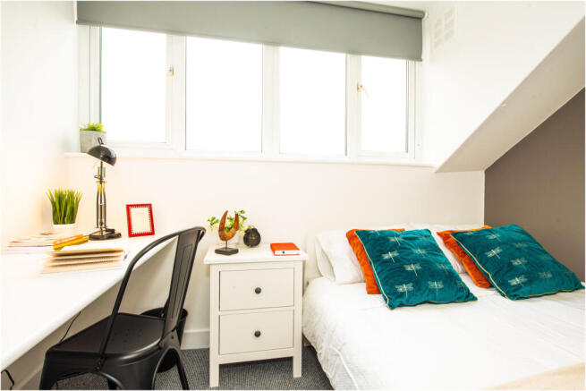 1 bed House Share to rent Image 9