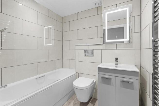 14 Clement Court, St. Marks Close, HP13 6HQ-7.jpg