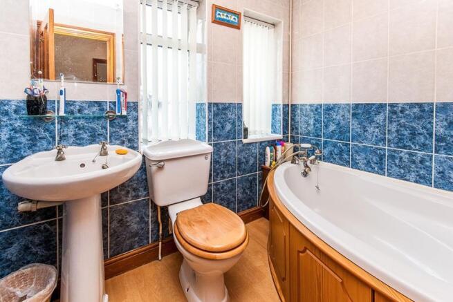 Bathroom / WC