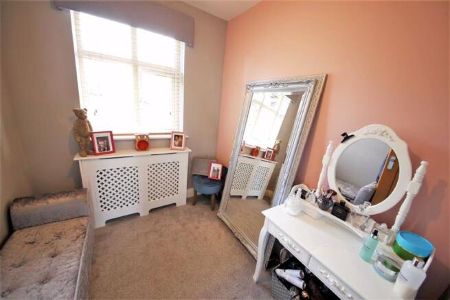 BEDROOM 4 (front)