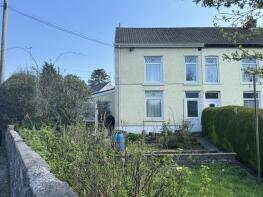 4, Brynheulog Terrace, New Road, Cwmllynfell SA9 2FD