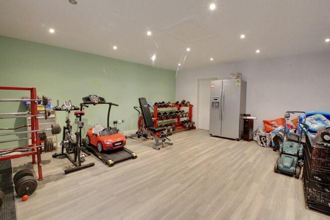 Triple Garage