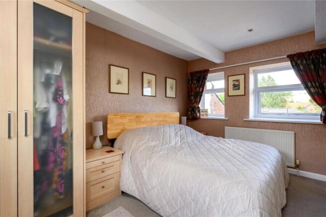3 bed House for sale Image 11