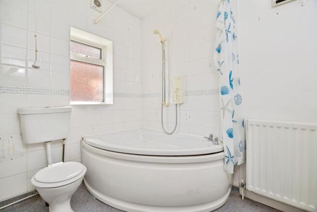 3 bed Semi-Detached for sale Image 7