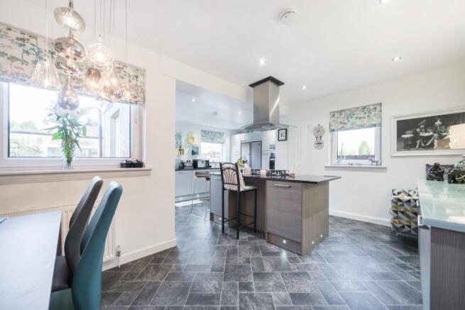 Kitchen / dining are