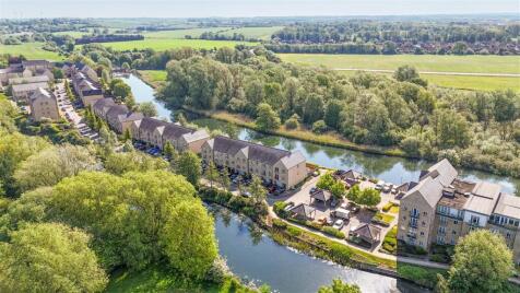 Skipper Way, Little Paxton, St Neots