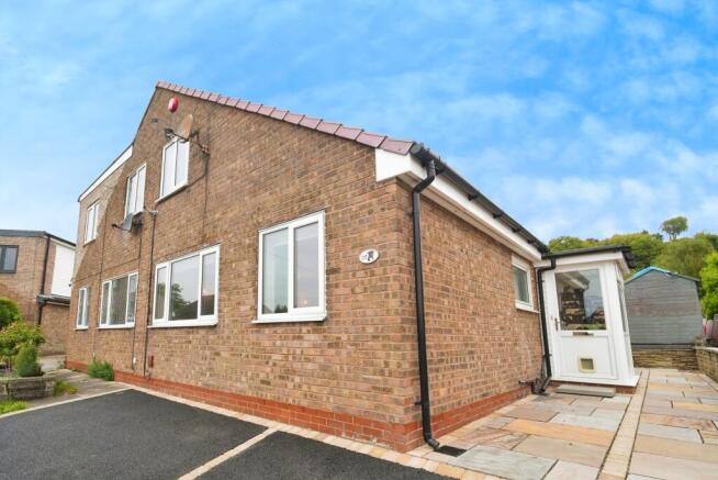 2 bed Semi-Detached for sale Image 8