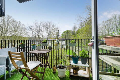 Brumwell Avenue, London
