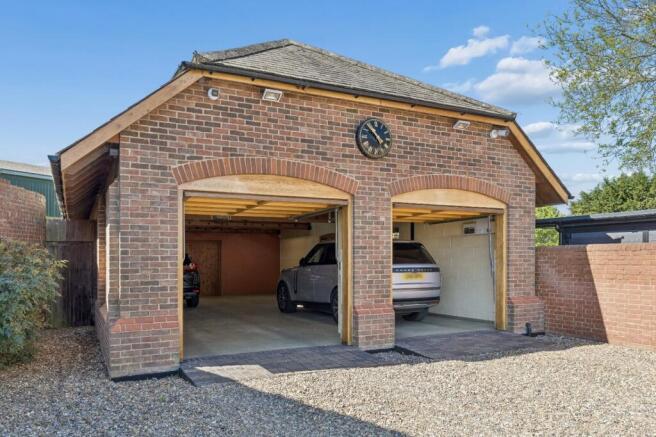 Swangleys Lane, Knebworth, Hertfordshire, SG3 photo 4