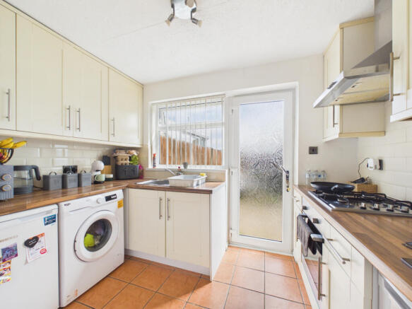 3 bed Semi-Detached for sale Image 5