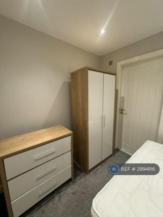 1 bed Flat to rent Image 6