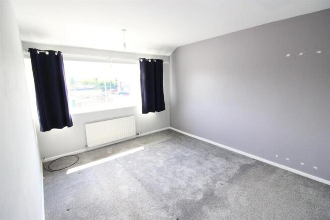 bedroom one.JPG
