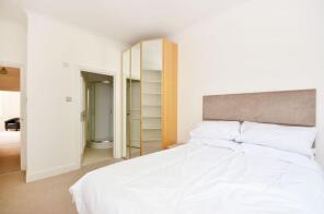 Flat 4, 78, St George's Square, London SW1V 3QX