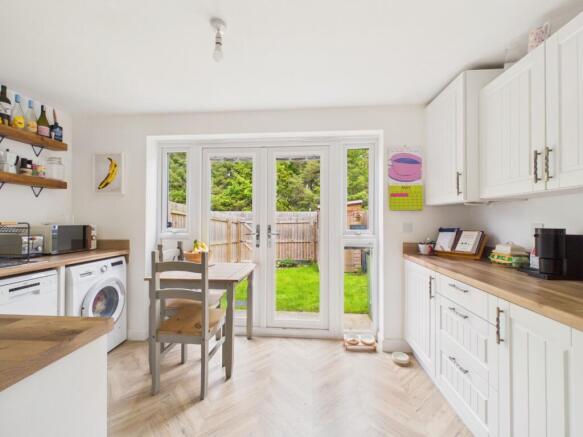 2 bed Terraced for sale Image 5