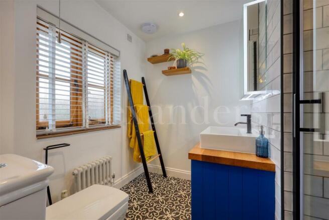 Ensuite