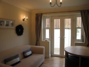 Sittingroom/diningroom