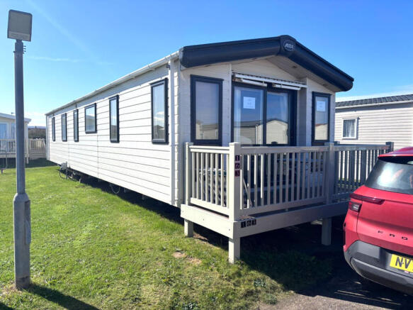 2 bed Caravan for sale Image 2