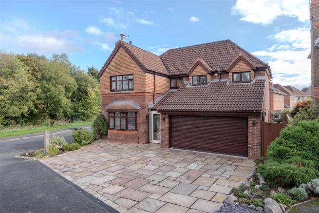 6 Stretton Walk-058.jpg
