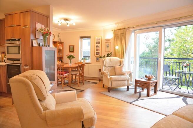 Open plan and lov...
