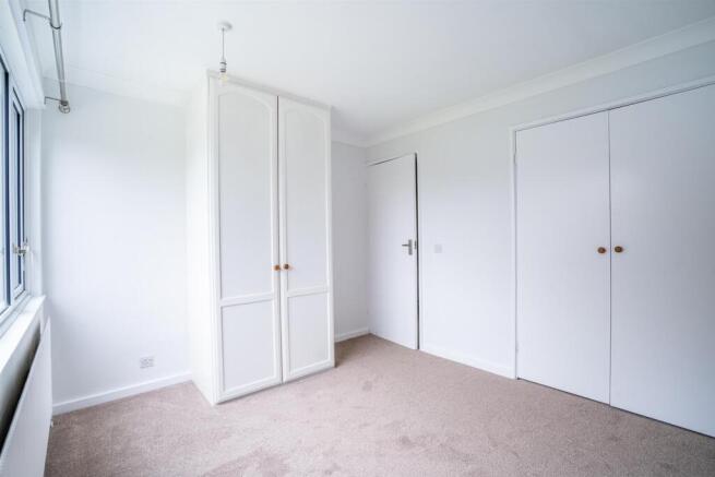 1 bed Flat to rent Image 8