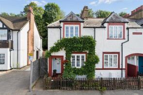 1, 43 Mayston Cottages, Lower Road, Rickmansworth WD3 5LQ