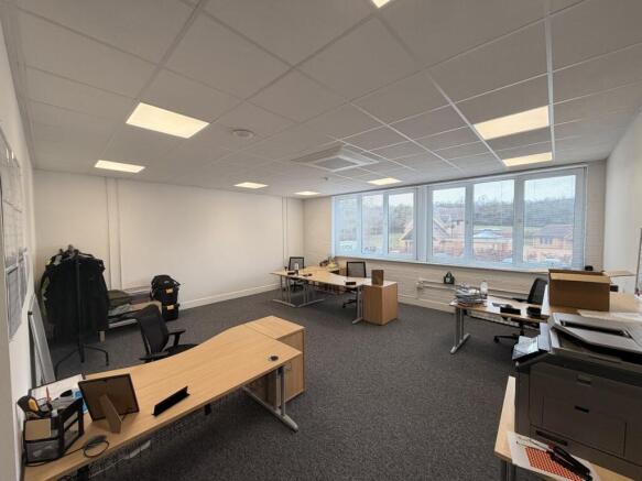 Internal (Suite 3).jpeg