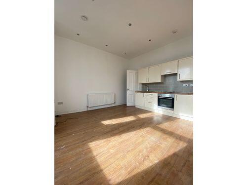 Lounge/Kitchen