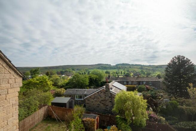 3 bed House for sale Image 6