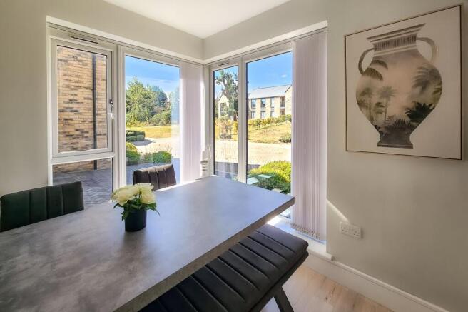 2 bed Semi-Detached for sale Image 9