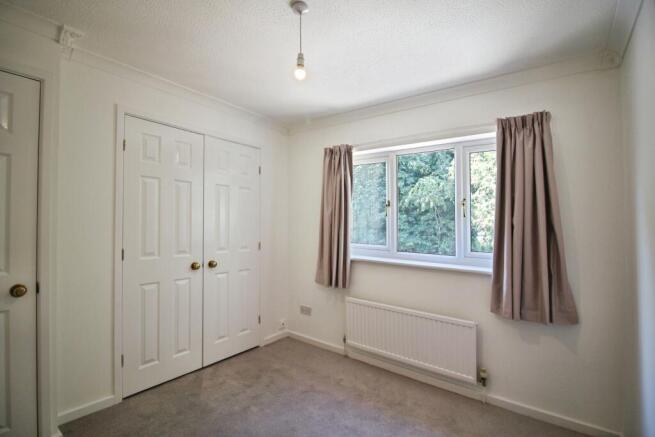 4 bed Detached for sale Image 11