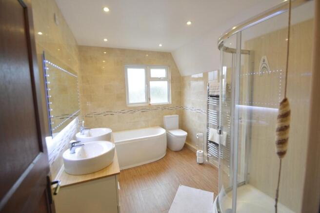 Bathroom suite