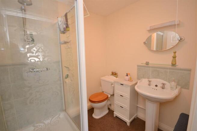 Ensuite (11).jpg