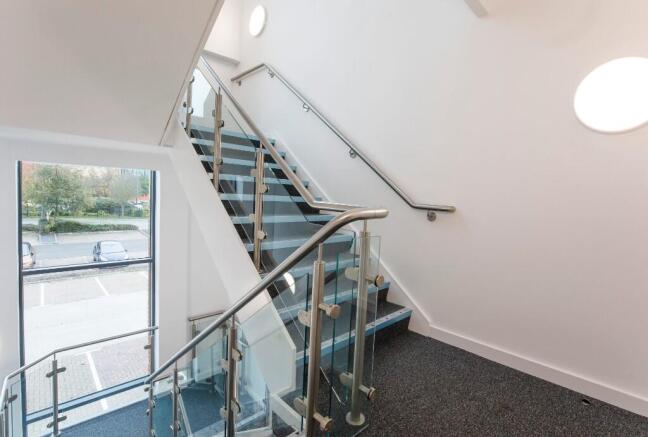 1 bed Apartment to rent Image 12