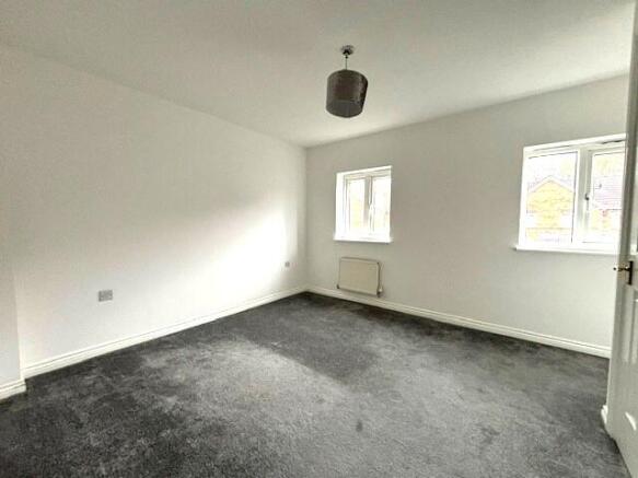 3 bed House to rent Image 10
