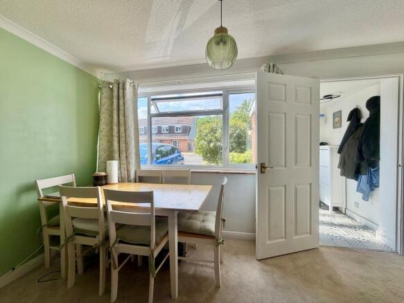 Hedge End, Southampton photo 5