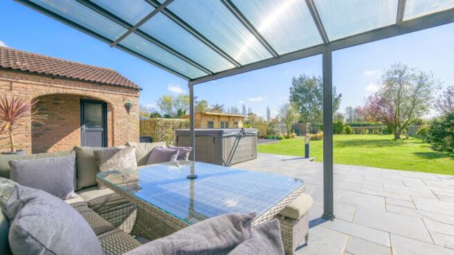 Photo 32