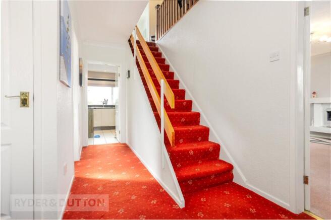 4 bed Detached for sale Image 11