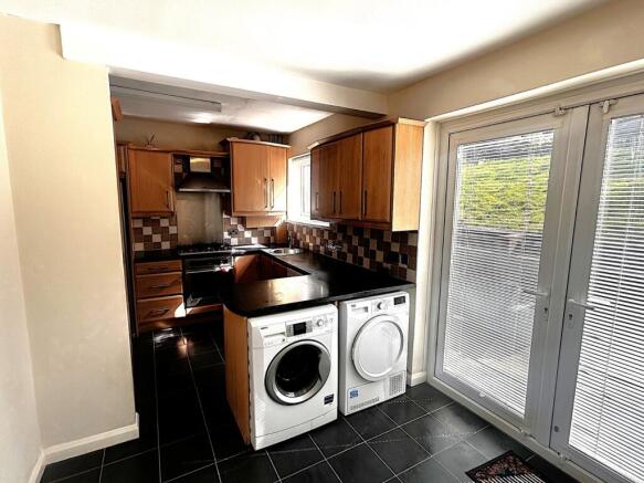 2 bed Semi-Detached for sale Image 7