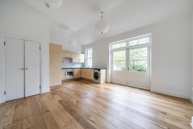 1418581-4-6995cd3...