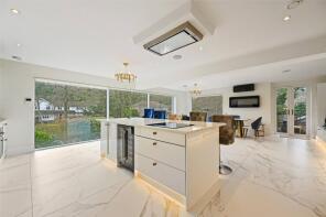 96 The Copse, Valley Road, Rickmansworth WD3 4BJ