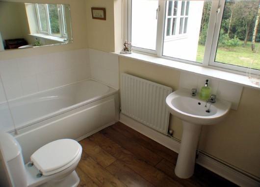 En-Suite Bathroom